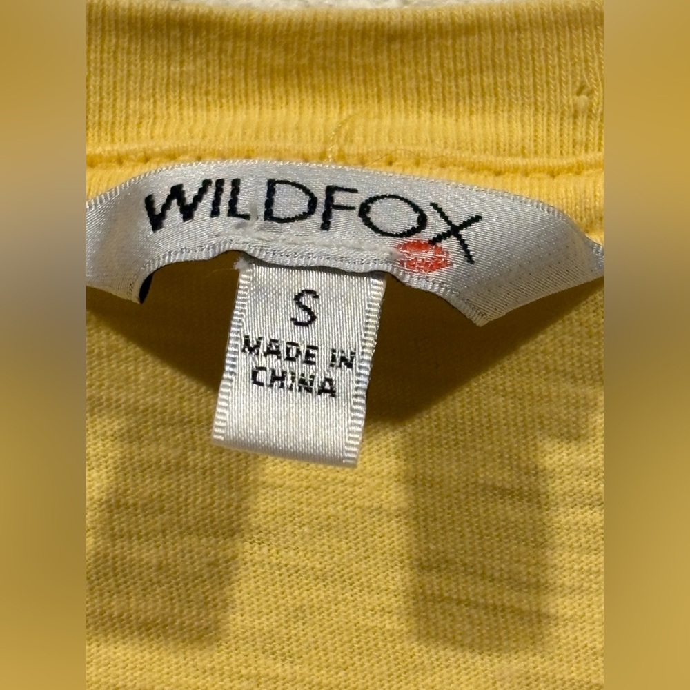 Women’s WildFox Radiate Positivity, yellow Peace Tee, great co dition, Size Sm - Picture 3 of 7